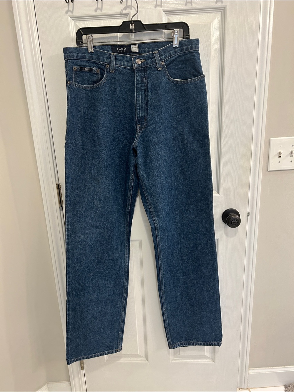 IZOD Relaxed Fit Men's Jeans in Dark Blue Denim